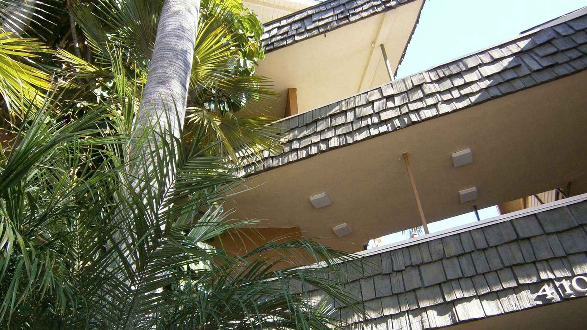 up angle walkways with trees at Terraces