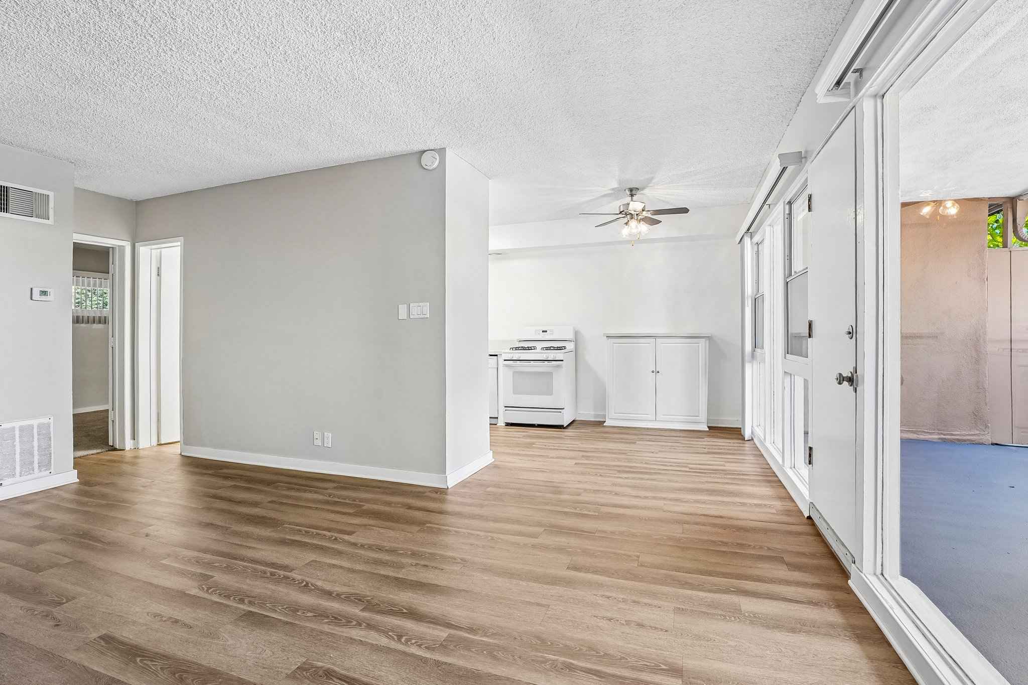 open living dining area at Terraces
