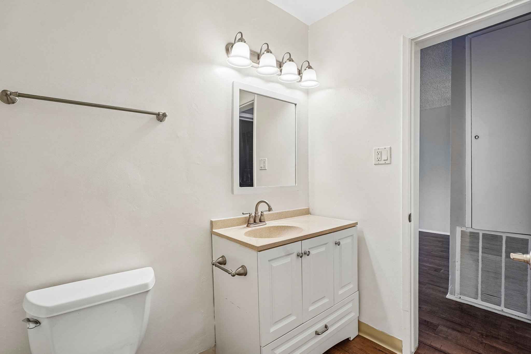 bathroom vanity mirror lighting at Terraces